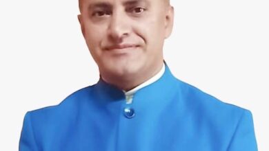 वाह: सरकारी कर्मचारियों के वेतन से चलने वाली सरकार देखी पहली बार