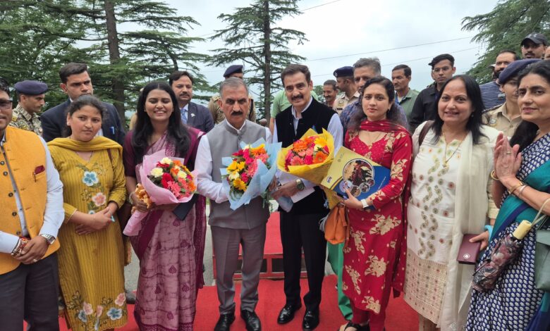 मुख्यमंत्री ने ‘मोबाइल रिसोर्स सेंटर-थेरेपी ऑन व्हील्स’ को झंडी दिखाकर रवाना किया