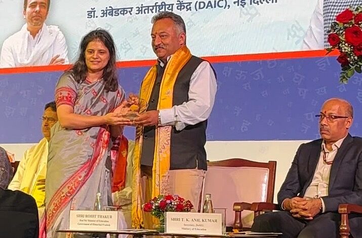 पूर्ण साक्षरता दर हासिल करने पर हिमाचल प्रदेश राष्ट्रीय स्तर पर सम्मानित