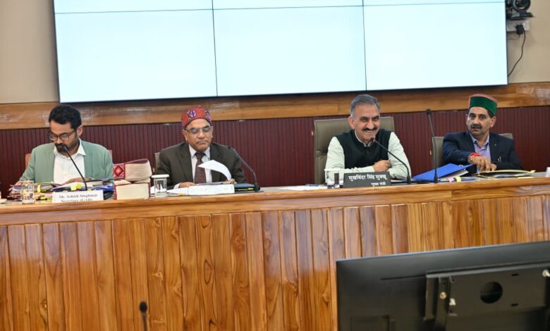 लाख अतिनिर्धन परिवारों को 300 यूनिट मुफ्त बिजली और महिलाओं को ₹1500 मासिक