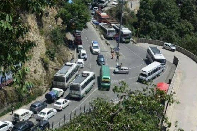 राहत : अगले सप्ताह चलेंगे सभी पुराने बन्द बस रुट राहत : अगले सप्ताह चलेंगे सभी पुराने बन्द बस रुट