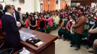 सीएम साहब हमारी मांगें कब सुनोगे? सीएम साहब हमारी मांगें कब सुनोगे?