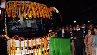 पर्यटन विकास निगम की  आई दो यूरो-6 एसी वोल्वो बसें