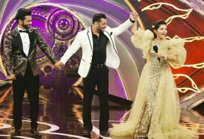 खास खबर : रुबीना दिलैक के बिग बॉस जितने पर भाजपा चुप क्यों? खास खबर : रुबीना दिलैक के बिग बॉस जितने पर भाजपा चुप क्यों?