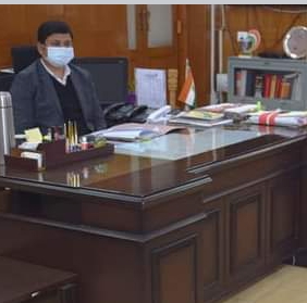 शिमला के बैंकों पर छापेमारी शिमला के बैंकों पर छापेमारी