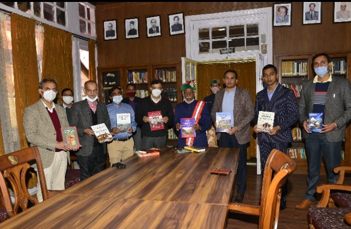 राज भवन में पुस्तकालय एवं सम्मेलन कक्ष का राज भवन में पुस्तकालय एवं सम्मेलन कक्ष का उद्घाटन किया गया राज भवन में पुस्तकालय एवं सम्मेलन कक्ष का राज भवन में पुस्तकालय एवं सम्मेलन कक्ष का उद्घाटन किया गया