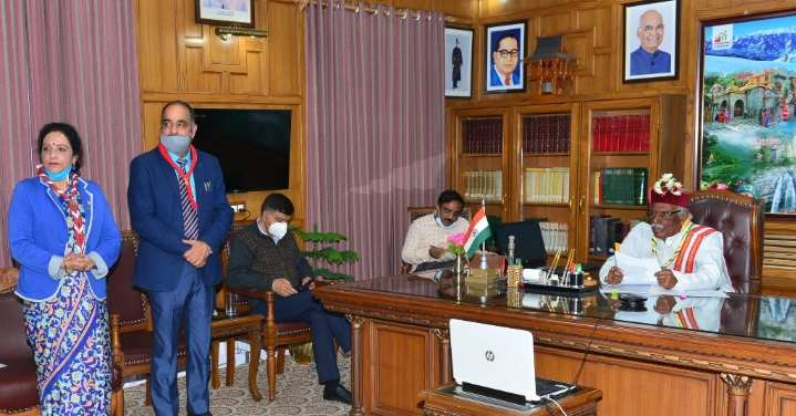 सीमा कॉलेज में स्वर्णिम पुष्प वाटिका का आगाज