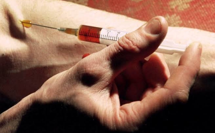 EXCLUSIVE: इंजेक्शन से नशा किया और डेढ सौ युवाओं को हो गया हेपेटाइटिस B,C EXCLUSIVE: इंजेक्शन से नशा किया और डेढ सौ युवाओं को हो गया हेपेटाइटिस B,C