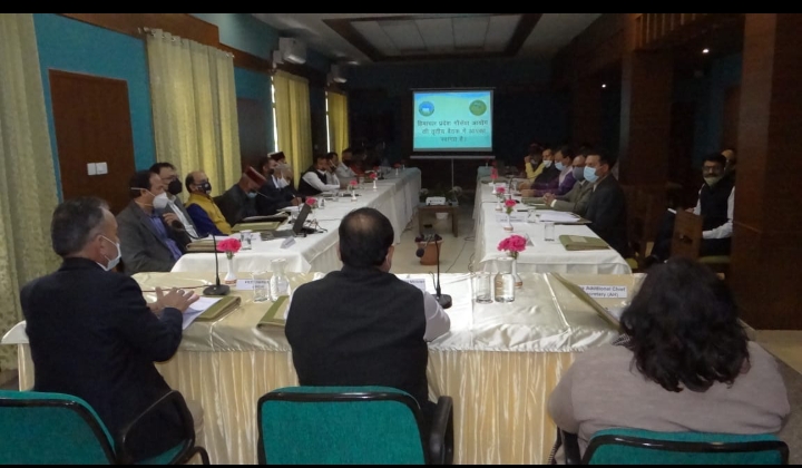 लावारिस गौ माताओं को हिमाचल में आश्रय लावारिस गौ माताओं को हिमाचल में आश्रय