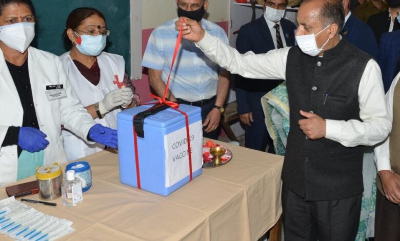 सुखद : 18 से 44 वर्ष आयु वर्ग के लिए टीकाकरण अभियान का आगाज़ सुखद : 18 से 44 वर्ष आयु वर्ग के लिए टीकाकरण अभियान का आगाज़