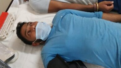 जीवन बचाने के लिए रक्त की एक एक बूंद जुटा रहा उमंग