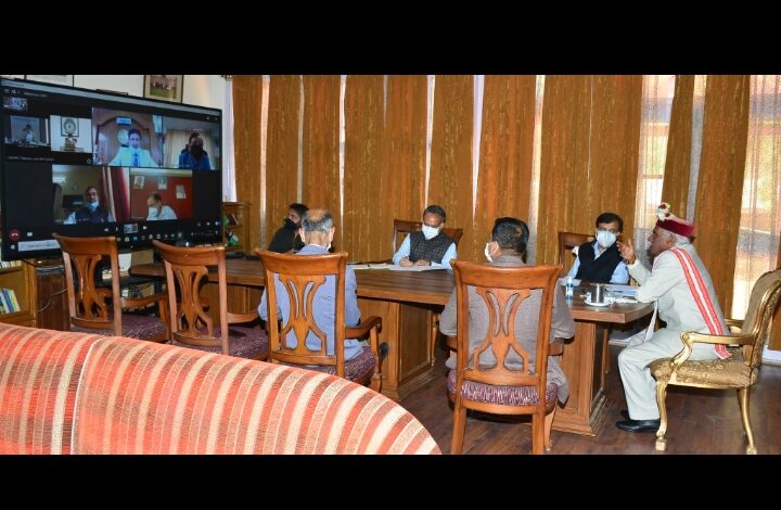 छह सरकारी विश्वविद्यालयों के कुलपतियों से कोविड पर चर्चा