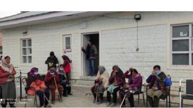 हिमाचल प्रदेश में विश्व के सबसे ऊंचे गांव कॉमिक ने 60 से अधिक आयु वर्ग के बीच 100% टीकाकरण हिमाचल प्रदेश में विश्व के सबसे ऊंचे गांव कॉमिक ने 60 से अधिक आयु वर्ग के बीच 100% टीकाकरण