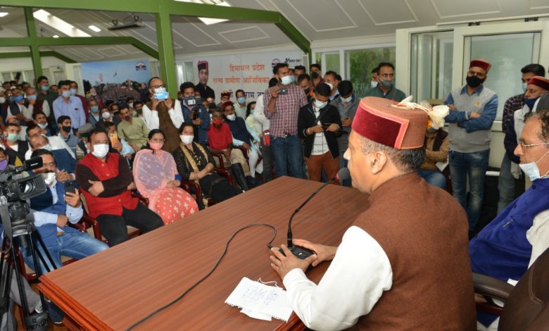 रोहड़ू और जुब्बल कोटखाई विधानसभा क्षेत्रों की नौ नई पंचायतों को पंचायत भवन निर्माण के लिए 20-20 लाख रुपये रोहड़ू और जुब्बल कोटखाई विधानसभा क्षेत्रों की नौ नई पंचायतों को पंचायत भवन निर्माण के लिए 20-20 लाख रुपये