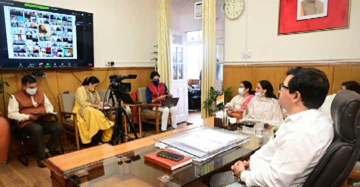 हिमाचल में हिम तत्पर शिक्षा