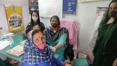 खास खबर :दुर्गम क्षेत्रों में बैलेट बॉक्स से हुआ कोरोना टीकाकरण खास खबर :दुर्गम क्षेत्रों में बैलेट बॉक्स से हुआ कोरोना टीकाकरण