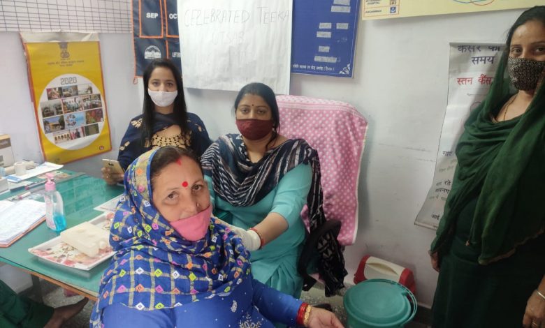 खास खबर :दुर्गम क्षेत्रों में बैलेट बॉक्स से हुआ कोरोना टीकाकरण