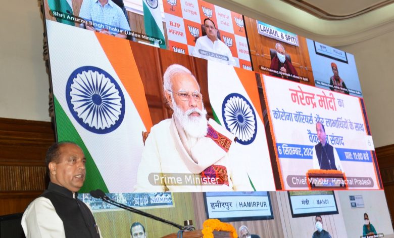 कोविड टीकाकरण में पहली खुराक देने में हिमाचल बना चैम्पियन कोविड टीकाकरण में पहली खुराक देने में हिमाचल बना चैम्पियन