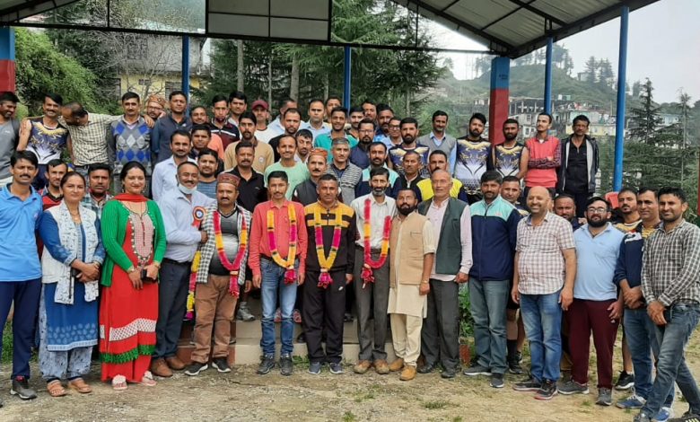 जितेन्द्र चौहान अध्यक्ष व राजीव ठाकुर बने महासचिव जितेन्द्र चौहान अध्यक्ष व राजीव ठाकुर बने महासचिव