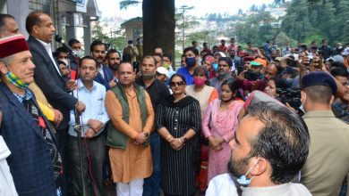 मुख्यमंत्री से क्षेत्र का दौरा करने का आग्रह मुख्यमंत्री से क्षेत्र का दौरा करने का आग्रह