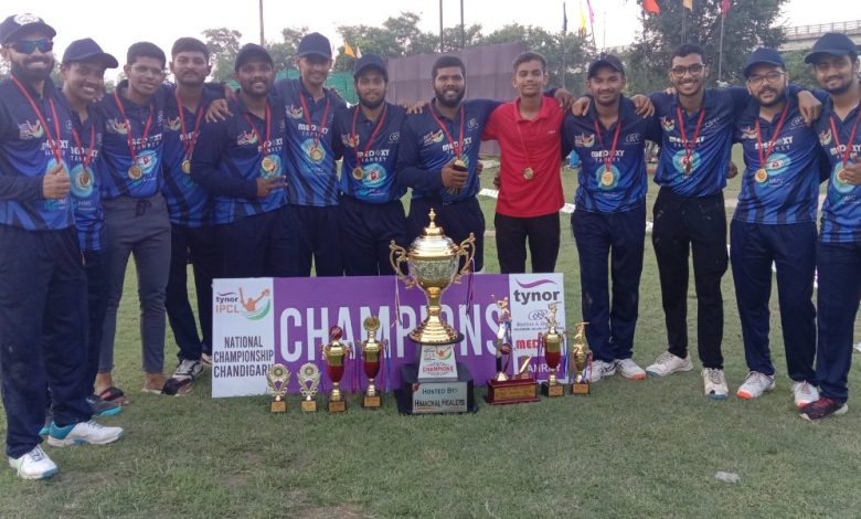 गुजरात के ‘छोकरों’ ने जीती क्रिकेट लीग गुजरात के ‘छोकरों’ ने जीती क्रिकेट लीग