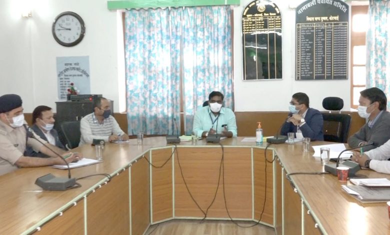 चुनावी खर्चों की जानकारी के लिए अन्य अधिकारियों के साथ वीडियो निगरानी दल की होगी विशेष भूमिका चुनावी खर्चों की जानकारी के लिए अन्य अधिकारियों के साथ वीडियो निगरानी दल की होगी विशेष भूमिका