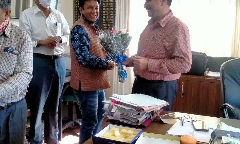 नवनियुक्त प्रमुख अभियंता को बधाई