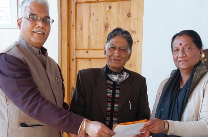 नगर निगम द्वारा शिमला रिज पर स्थित पुस्तकालय को वरिष्ठ नागरिक क्लब व पुस्तकालय में बदलने की पहल