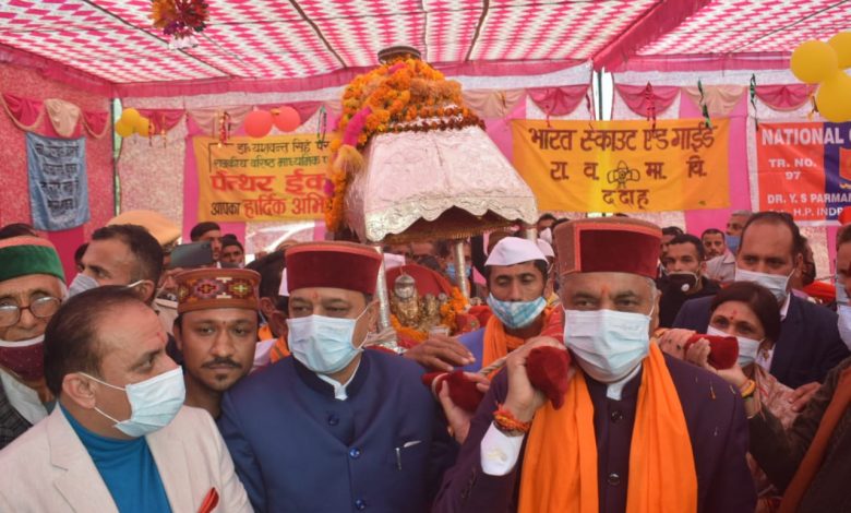 मुख्यमंत्री ने अंतरराष्ट्रीय रेणुका मेले के उद्घाटन समारोह की अध्यक्षता की मुख्यमंत्री ने अंतरराष्ट्रीय रेणुका मेले के उद्घाटन समारोह की अध्यक्षता की