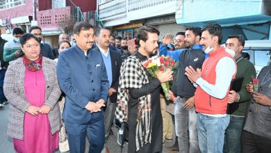 केंद्रीय मंत्री अनुराग ठाकुर पहुंचे भाजपा मुख्यालय