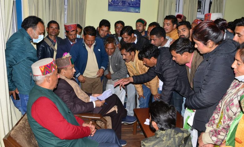 प्रदेश के 10 जि़लों से जन मंच में 1056 शिकायतें