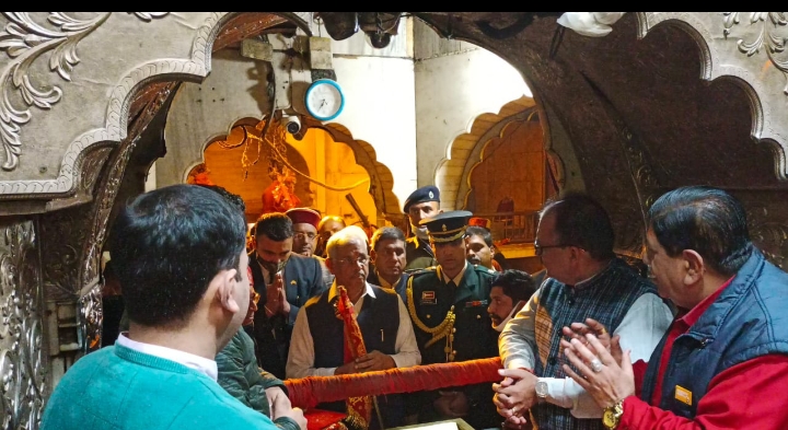 राज्यपाल ने जांच चिंतपूर्णी मार्ग रेलवे स्टेशन राज्यपाल ने जांच चिंतपूर्णी मार्ग रेलवे स्टेशन