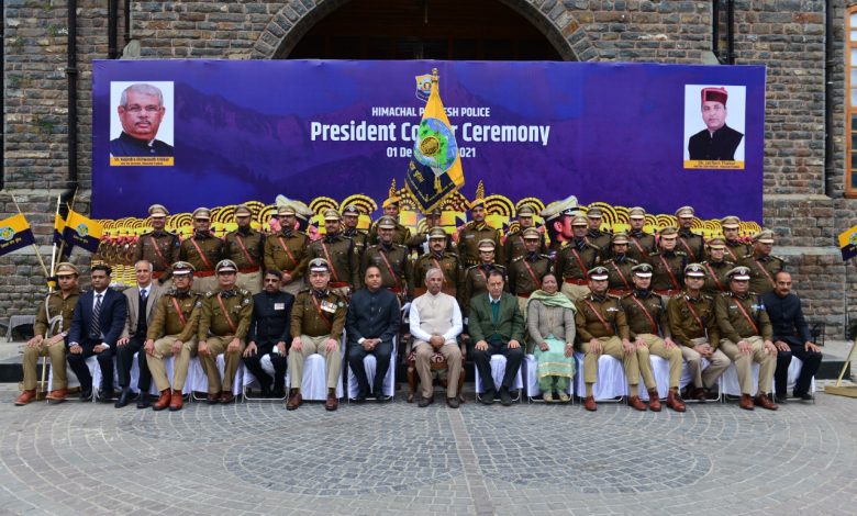 हिमाचल प्रदेश पुलिस राष्ट्रपति कलर अवार्ड से सम्मानित