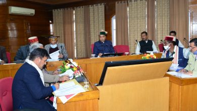 मिड-डे-मील कार्यकर्ताओं को न्यूनतम मजदूरी प्रदान की जाए