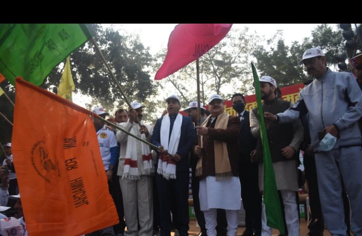 नई दिल्ली में रन फाॅर हिमाचल मैराथन का आयोजन किया गया नई दिल्ली में रन फाॅर हिमाचल मैराथन का आयोजन किया गया