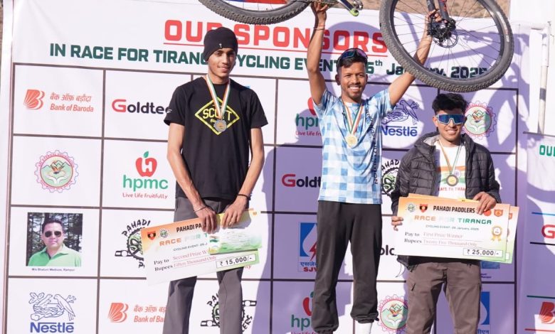 रामपुर में गणतंत्र दिवस के अवसर पर रेस फार तिरंगा नाम से एक दिवसीय साइकिल रेस का आयोजन किया गया रामपुर में गणतंत्र दिवस के अवसर पर रेस फार तिरंगा नाम से एक दिवसीय साइकिल रेस का आयोजन किया गया