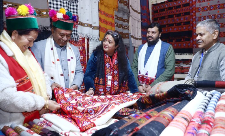 हिमाचल के हथकरघा और हस्तशिल्प उत्पादों ने विश्व भर में बनाई पहचानः जगत सिंह नेगी