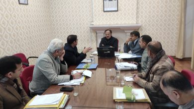 अवैध खनन अभी भी जारी , नालागढ़, ऊना, नूरपुर और पांवटा-साहिब जैसे क्षेत्र अवैध खनन के लिए अत्यधिक संवेदनशील