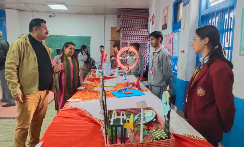 वैज्ञानिक अभिव्यक्ति 2024 25 कार्यक्रम आयोजित वैज्ञानिक अभिव्यक्ति 2024 25 कार्यक्रम आयोजित