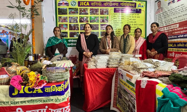 अंतरराष्ट्रीय शिवरात्री मेले में प्राकृतिक व पारंपरिक उत्पादों का स्वाद अंतरराष्ट्रीय शिवरात्री मेले में प्राकृतिक व पारंपरिक उत्पादों का स्वाद