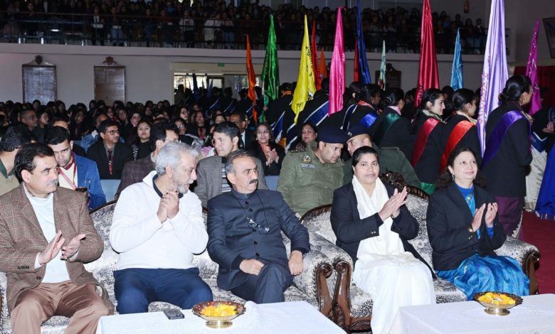 प्रदेश सरकार 12वीं कक्षा के बाद बीएड पाठ्यक्रम शुरू करने पर कर रही है विचारः मुख्यमंत्री प्रदेश सरकार 12वीं कक्षा के बाद बीएड पाठ्यक्रम शुरू करने पर कर रही है विचारः मुख्यमंत्री