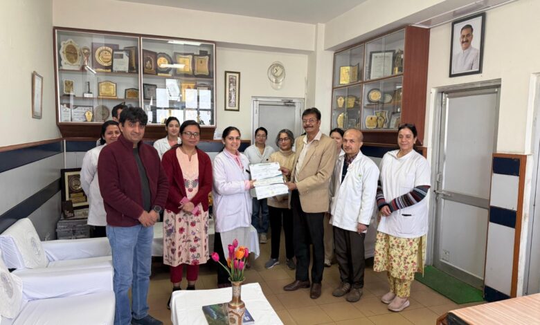 डॉ. मालविका को ट्रिपल ‘ओ’ संगोष्ठी 2025 में सर्वश्रेष्ठ प्रस्तुति पुरस्कार