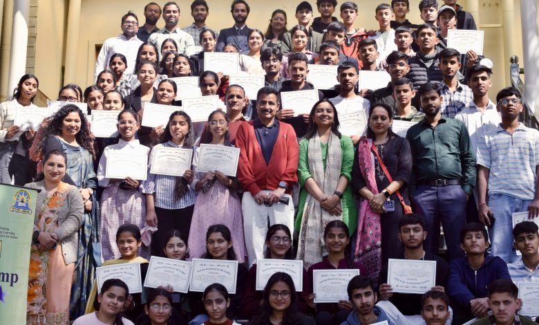 सरकारी स्कूलों के बच्चों को जेईई नीट की कोचिंग के लिए स्थायी स्थान के चयन पर कर रही विचार:- राजेश शर्मा*