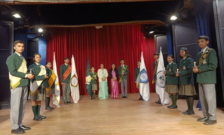 सेंट थॉमस विद्यालय मे विद्यार्थी परिषद का गठन किया गया। सेंट थॉमस विद्यालय मे विद्यार्थी परिषद का गठन किया गया।