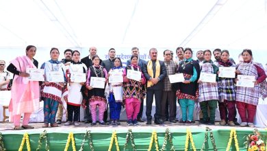 मुख्यमंत्री ने पांगी घाटी की 1926 महिलाओं को ‘प्यारी बहना सुख सम्मान निधि योजना’ के अंतर्गत किश्त जारी की मुख्यमंत्री ने पांगी घाटी की 1926 महिलाओं को ‘प्यारी बहना सुख सम्मान निधि योजना’ के अंतर्गत किश्त जारी की