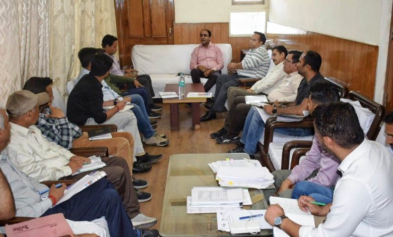 बी.बी.एन. में स्थापित उद्योगों को कच्चे माल की आपूर्ति और उत्पादों को बाहर भेजने में कठिनाई का सामना करना पड़ रहा बी.बी.एन. में स्थापित उद्योगों को कच्चे माल की आपूर्ति और उत्पादों को बाहर भेजने में कठिनाई का सामना करना पड़ रहा