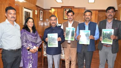 मुख्यमंत्री ने नवनियुक्त ‘वन मित्रों’ के लिए प्रशिक्षण मैनुअल जारी किया