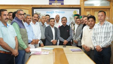 पुरानी पेंशन योजना बहाल करने सहित अन्य वित्तीय लाभ प्रदान करने के लिए मुख्यमंत्री का आभार पुरानी पेंशन योजना बहाल करने सहित अन्य वित्तीय लाभ प्रदान करने के लिए मुख्यमंत्री का आभार