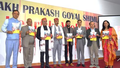 एल्युमिनाई मीट में एपीजी विश्वविद्यालय के पूर्व छात्रों ने साझा की अपनी सफलता की कहानियां