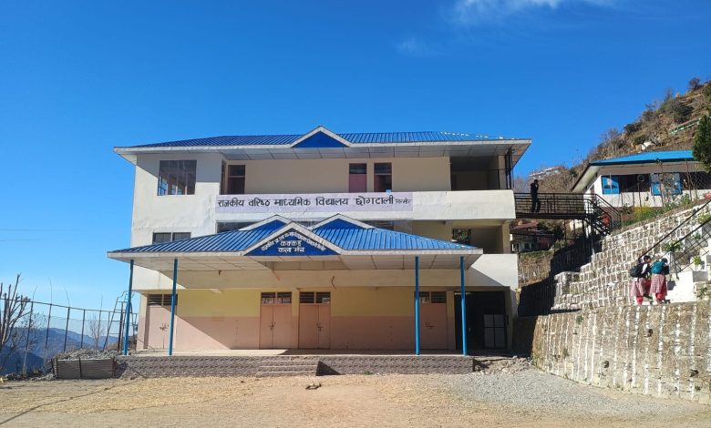 शाबाश: राजकीय वरिष्ठ माध्यमिक विद्यालय छोग टाली का कोई विद्यार्थी नहीं हुआ फैल